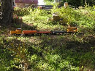 Locotracteur avec une rame de travaux